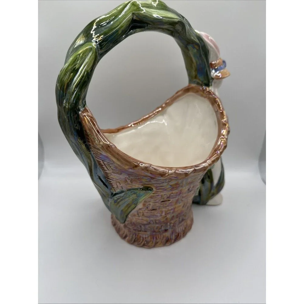 VINTAGE PEARLESCENT WHITE EASTER RABBIT FLOWERS CERAMIC BASKET /PLANT POT VASE